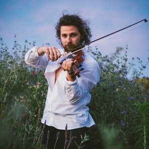 Meet your Posher, Sebastian kornelius